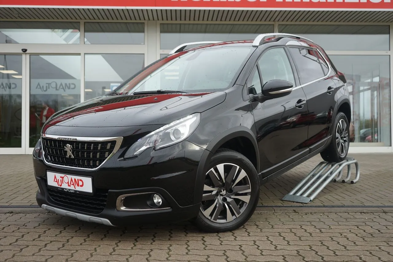 Peugeot 2008 1.2 PureTech Aut....  Image 1