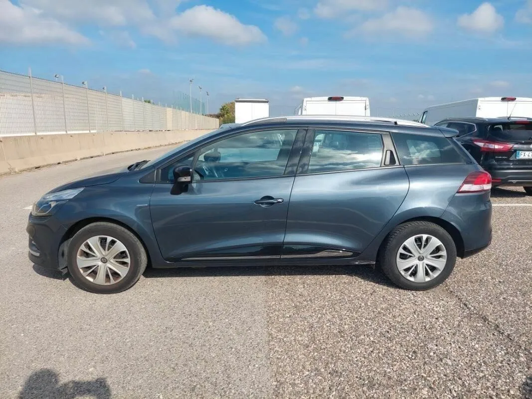 RENAULT Clio Image 6