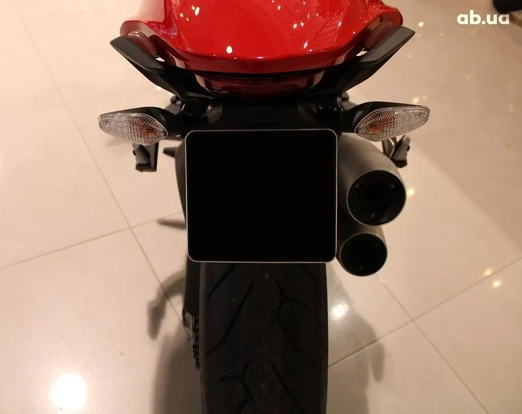 Ducati Monster Image 7